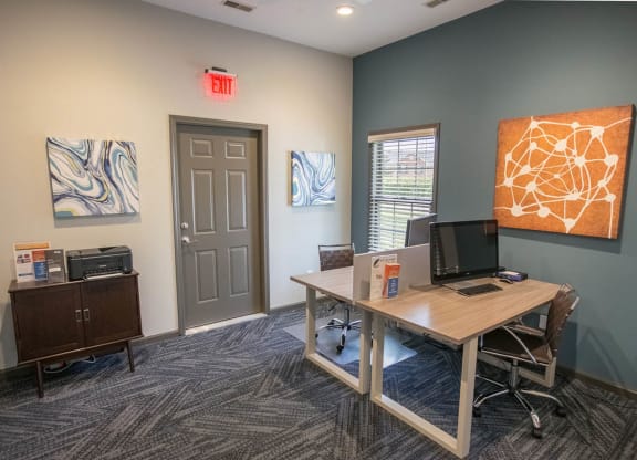 Business center at Bedford Commons Apartments & Heathermoor Apartments, Columbus
