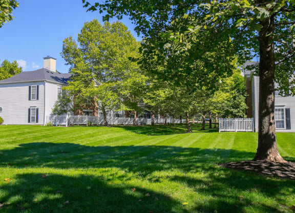 Lush Landscaping at The Residence at Christopher Wren Apartments, Columbus, OH