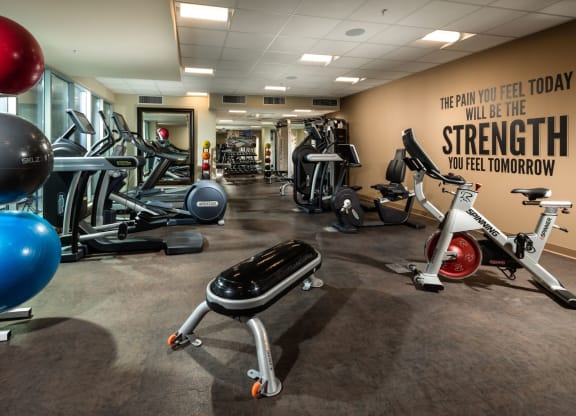 Fitness Center With Modern Equipment at Berkshire K2LA, Los Angeles