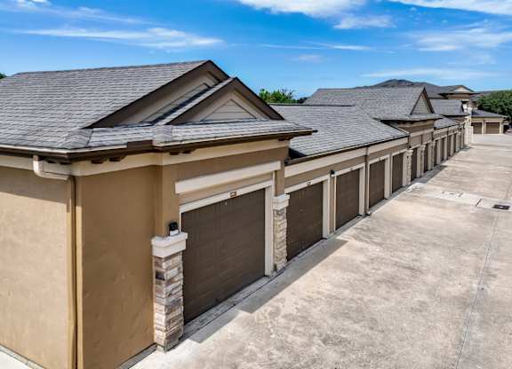 detached garages at The Falls at Copper Lake Houston apartments