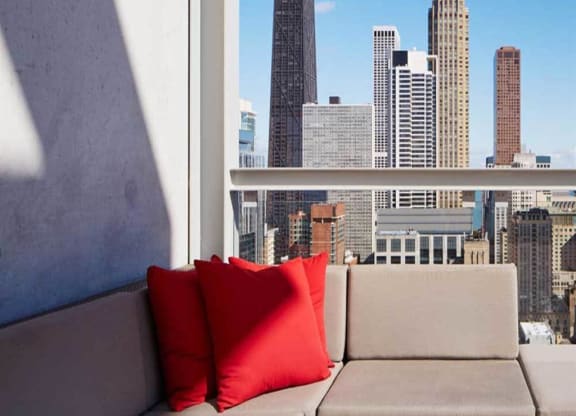 Morning City View at Eight O Five Apartments--Room with a View Studio, 1 and 2 Bedroom Apartments Chicago