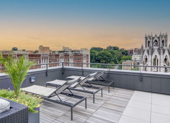 DC Apartments near 14th and U Street 3 blocks from Metro with Rooftop Deck and Views -2011 15th Street, Washington DC. 20009