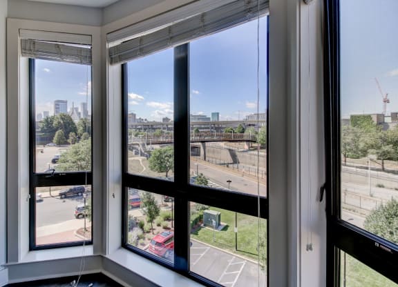 One and Two Bedroom Apartments in Charlestown MA with Bay Windows with Stunning Views of Zakim Bridge