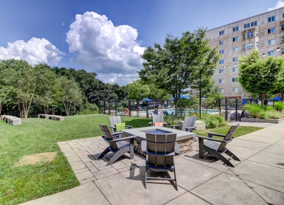 HighPoint Apartments Outdoor Living Room with Green Space, FirePit, Pool, Gaming, Outdoor Kitchen with BBQ and Alfresco Dining