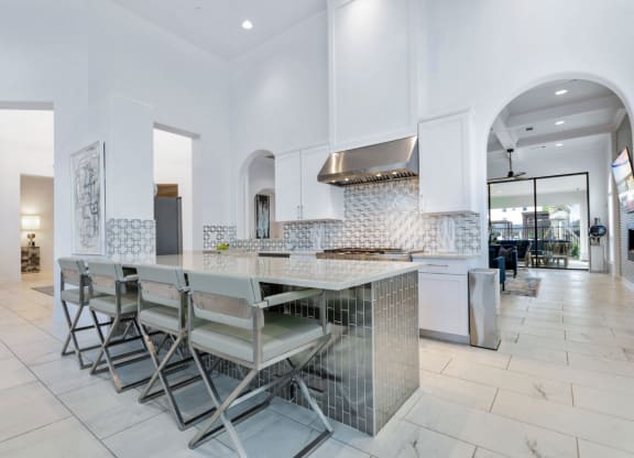 Dining at Park at Bayside, Rowlett, TX, 75088