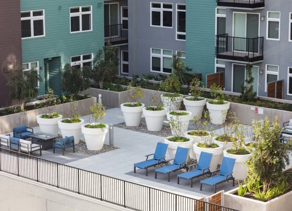Outdoor Lounge at Lyric, Walnut Creek, California