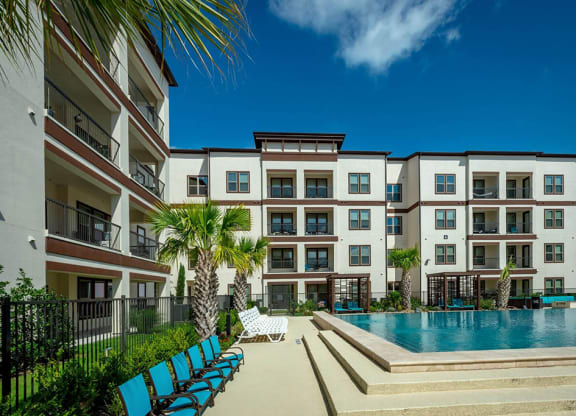Resort Style Swimming Pool