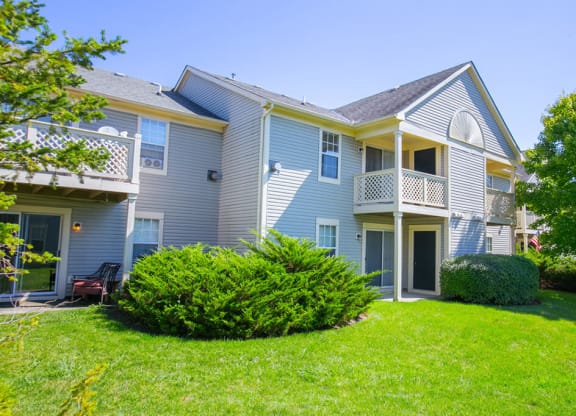 Property Exterior at Perimeter Lakes Apartments, Ohio, 43017