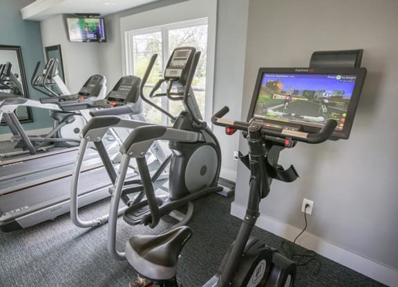 Cardio Machines at Perimeter Lakes Apartments, Dublin