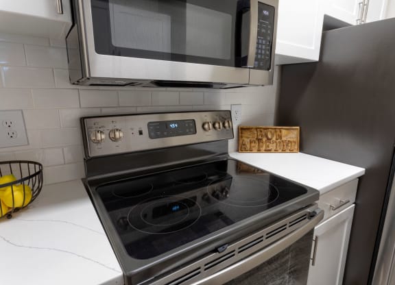 Stunning kitchen with sleek quartz countertops  at Wyndchase Aspen Grove, Franklin, 37067