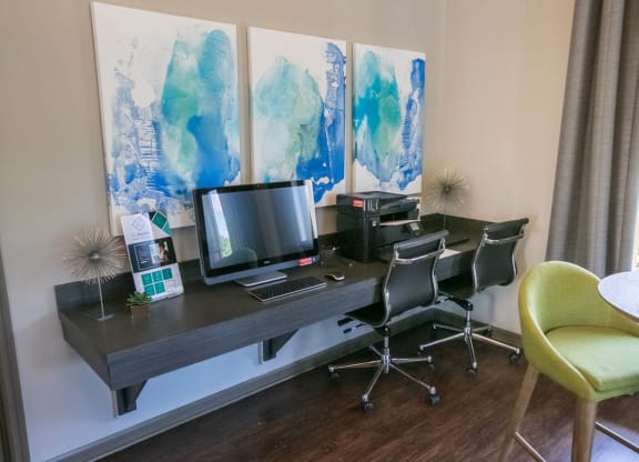 Business Center at Sterling Park Apartments, Grove City