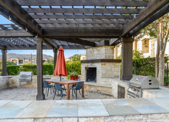 Terrastone Travesia apartments fireside lounging area