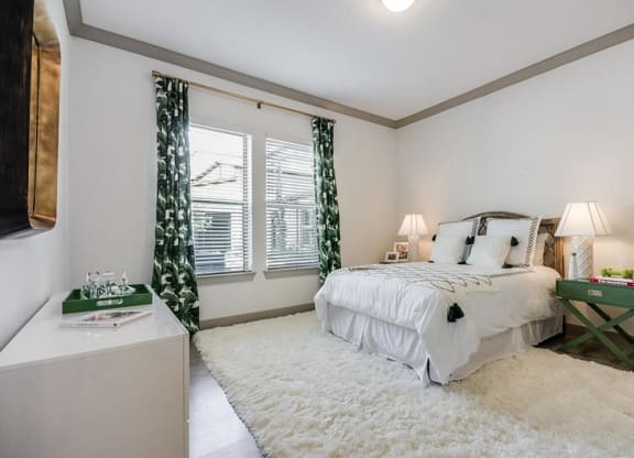 Plush Rugs In Bedroom at Berkshire Spring Creek, Garland, Texas