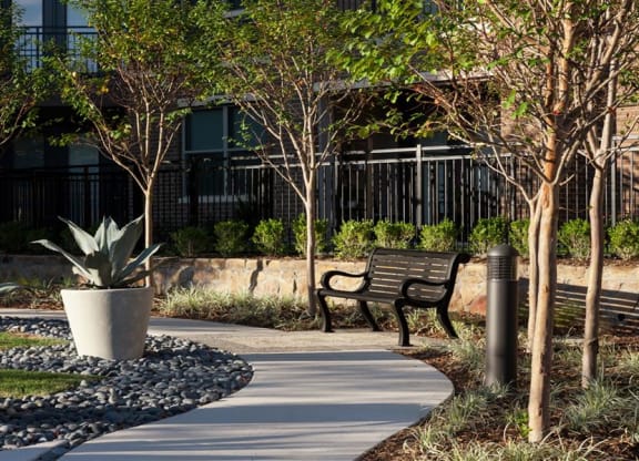 Safe Outdoor Walking Paths at Berkshire Amber, Dallas, TX, 75248