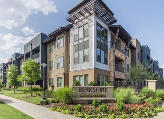 Exquisite Exterior at Berkshire Medical District, Dallas