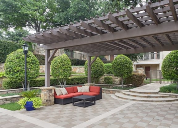 Garden Gazebo at Estancia Townhomes, Dallas, 75248