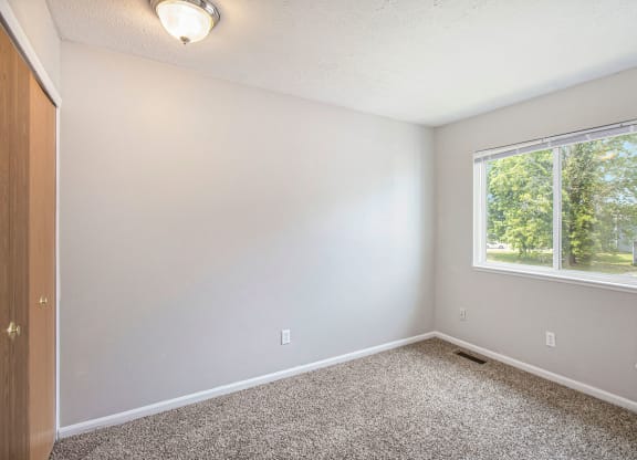 Bedroom, spacious bedroom