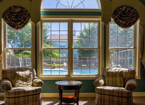 Clubhouse, lounge