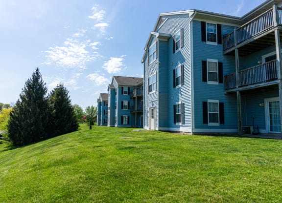 Apartment complexes for students in Kalamazoo