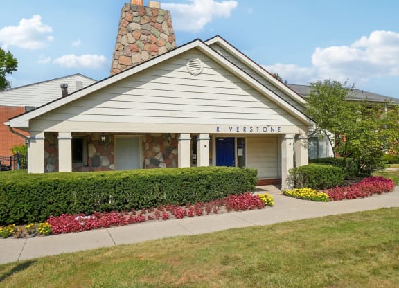 Leasing office at Riverstone Apartments in Southfield, MI