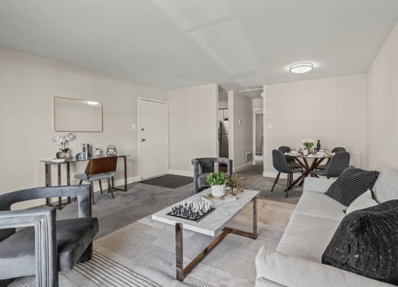 Living Room at Rushwood Apartments, Pennsylvania