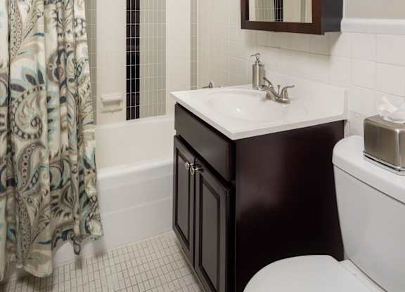 Bathroom With Bathtub at Premier at Cherry Hill, New Jersey 08002