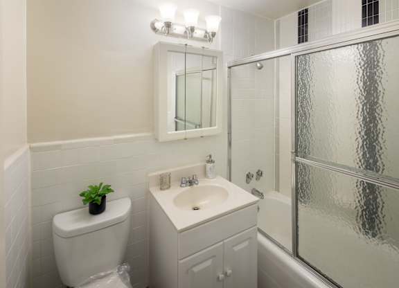 Bright Bathroom at Premier at Cherry Hill, Cherry Hill, 08002