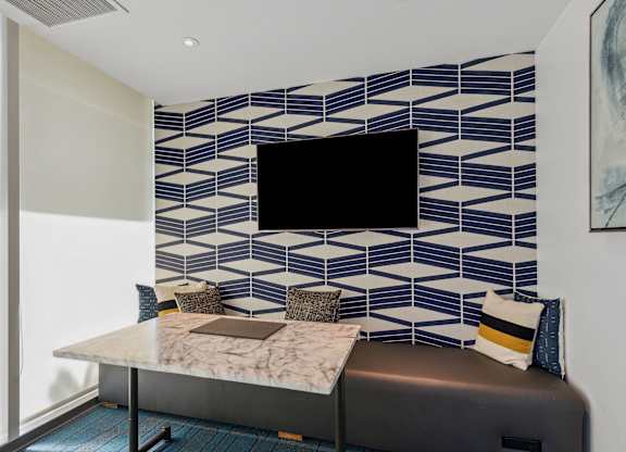 Room with a desk at K1 Apartments, San Diego