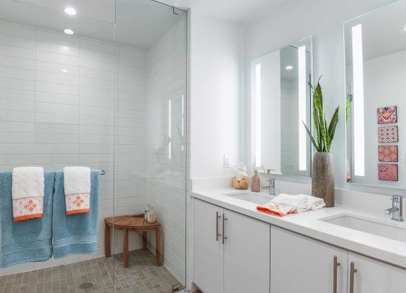 Large light filled bathroom at K1 Apartments, San Diego, CA