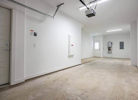 Garages Available at Villae ATX Luxury Rental Townhomes, Manchaca, 78652