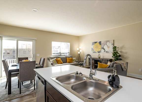 Kitchen and Dining Room at Hathaway Meadows, Farmington, NY