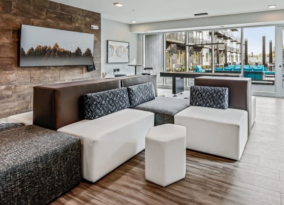 resident lounge