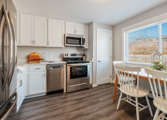 Fully Equipped Kitchen With Modern Appliances at 151 Ocean Road LLC, Rhode , 02882