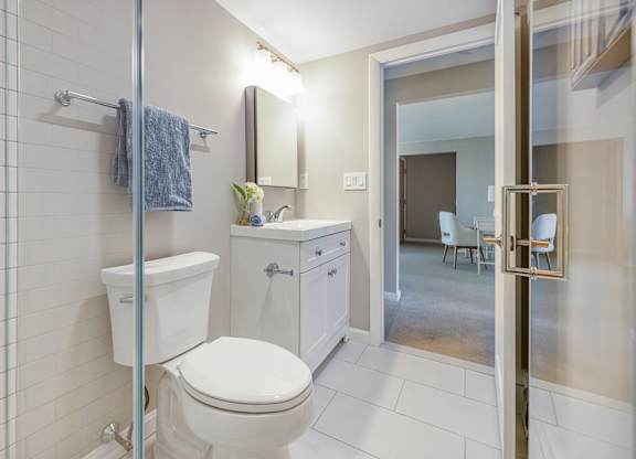 Designer Bathroom Suites at 151 Ocean Road LLC, Narragansett