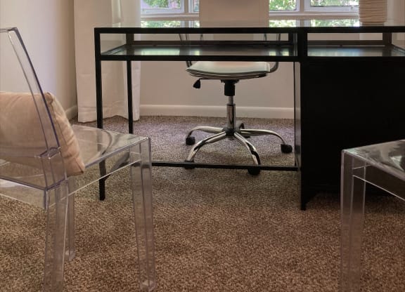 Work Desk at Townhomes at 28th, Columbus, IN, 47201