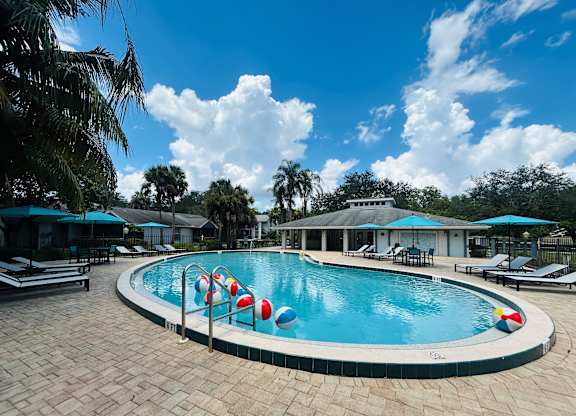 Swimming Pool at Aqua Bay Apartments in Naples, FL 34116