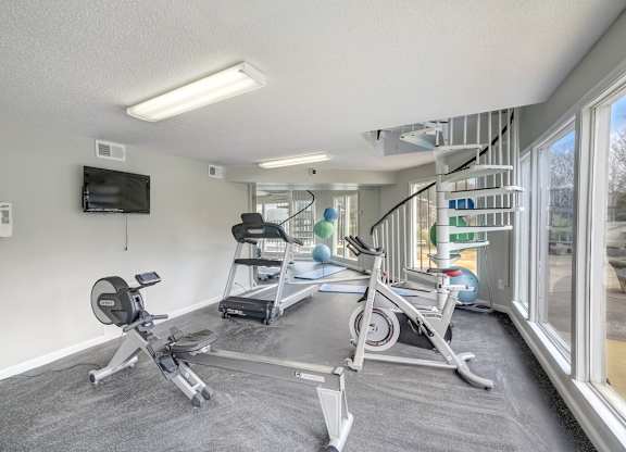 the fitness center at Hills at Hoover 35216