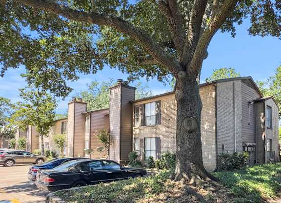Parking at Hudson at Westchase Apartments in Houston, TX