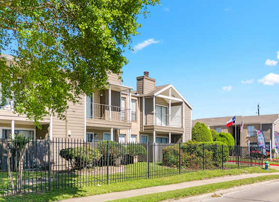 Kirkwood Landing Apartments fenced in residential buildings