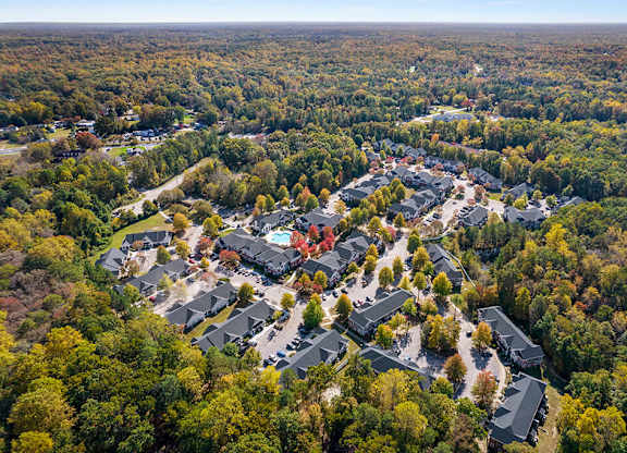 Aerial view of community at Grand Oaks Apartments in Chester VA