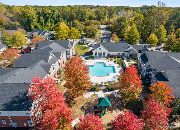 Aerial view of pool at Grand Oaks Apartments in Chester VA