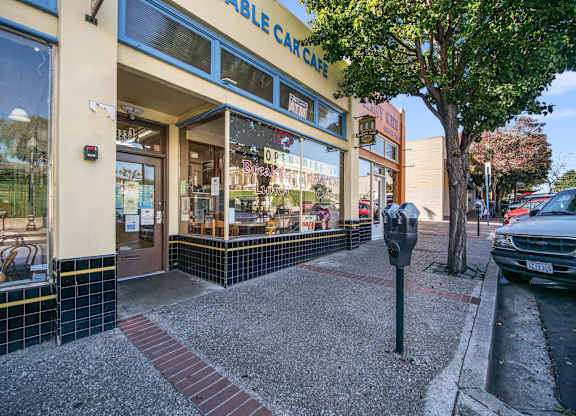 Shopping district at Altitude Apartments in South San Francisco CA
