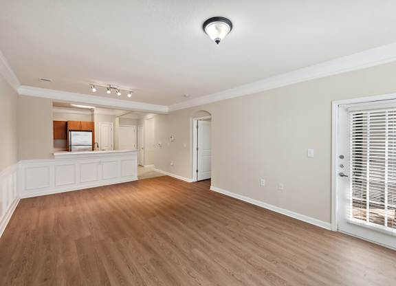 Apartment dining area at Westerchester at the Pavillions in Waldorf MD