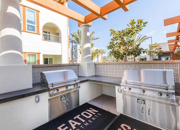 Barbecue Grills at The Seaton Apartments in San Diego CA