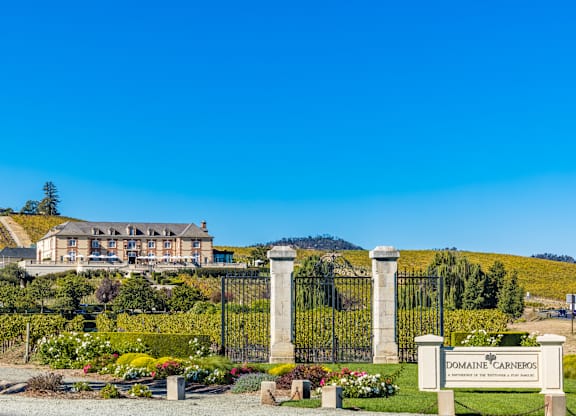Outoor spaces near The Braydon in Napa CA