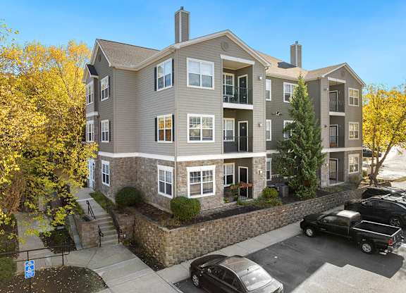 Building Exterior Balconies at River Pointe at Den Rock Park in Lawrence MA