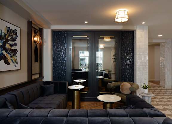 Community lounge area at Wayfern Apartments in Sandy Springs GA