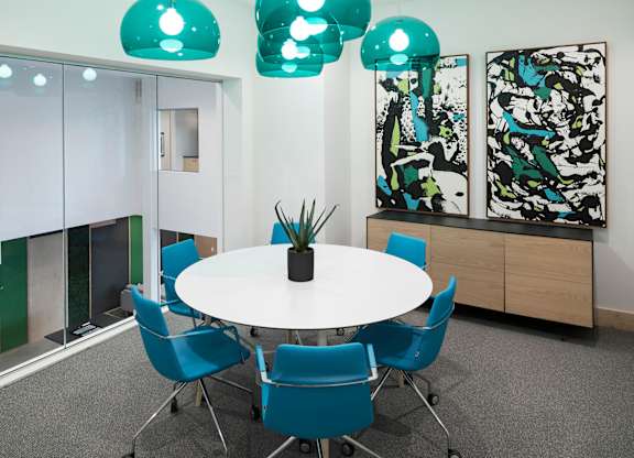 Conference Room at Jada Legacy Central Apartments in Plano TX