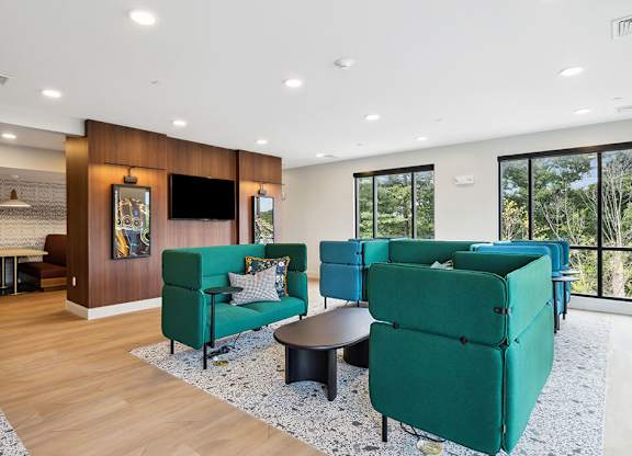 Coworking lounge at Jayden Apartments in Peabody MA
