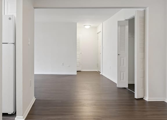 Dining room at Oakfield Apartment Homes in Wheaton MD